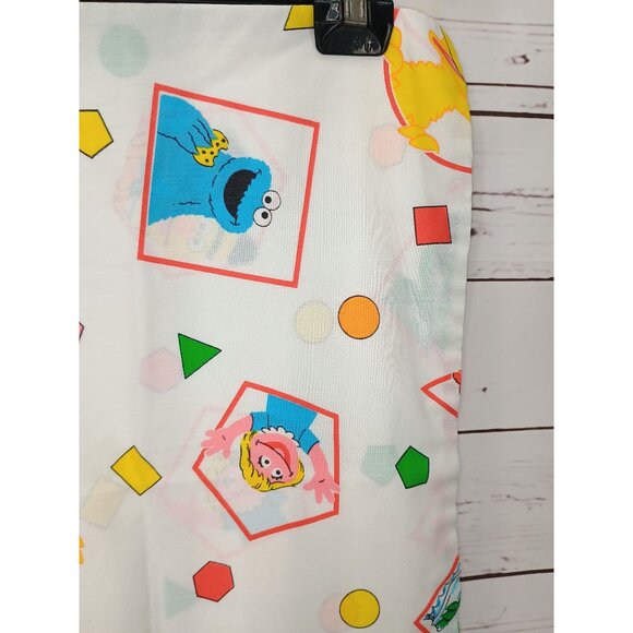 Sesame Street Kids Pillowcase Featuring Beloved Characters Big Bird Cookie Monst - Picture 4 of 9